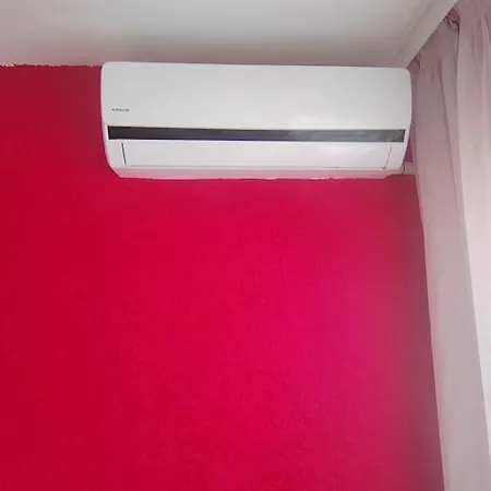 Apartman Red - In - And Forest *