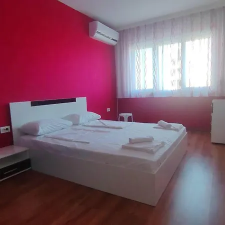 Apartman Red - In - And Forest *